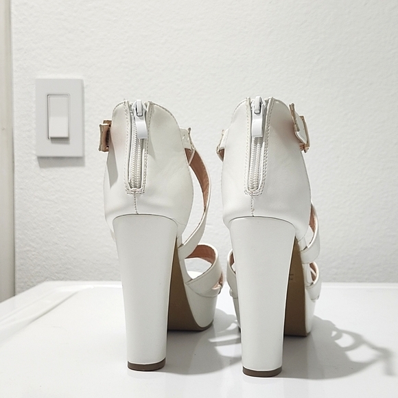 White Heels - Picture 4 of 5